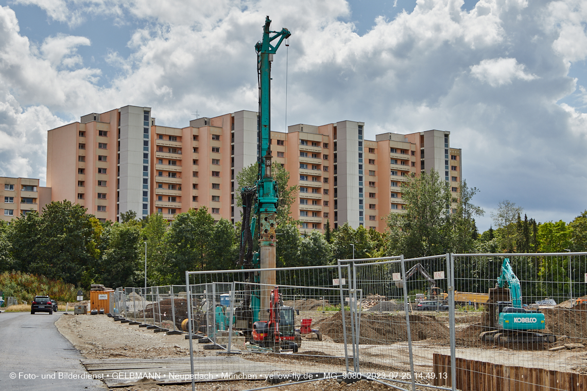 25.07.2023 - Rundgang im Alexisquartier in Neuperlach